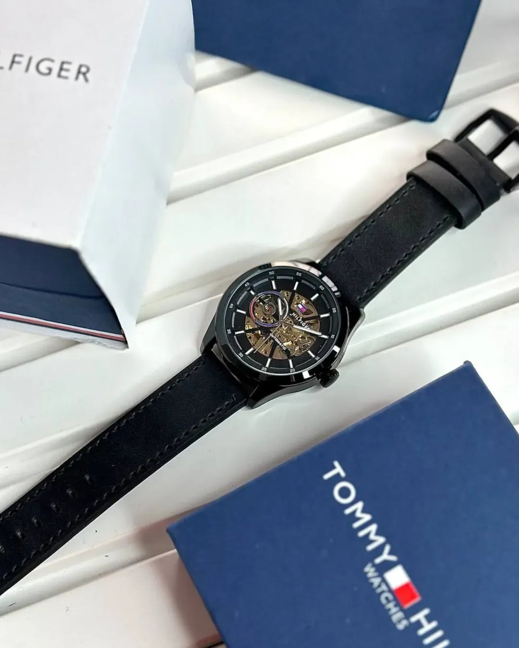 01 TOMMY HILFIGER AUTOMATIC WATCH